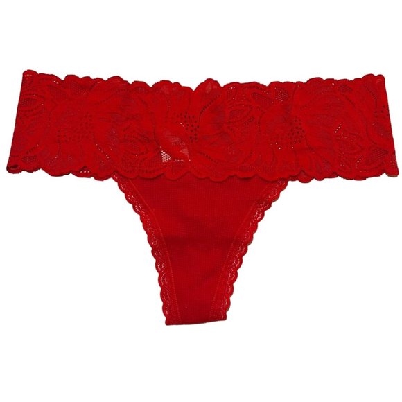 NWT AERIE Thong Pantie Sz M Red Cotton Lace - Picture 1 of 4
